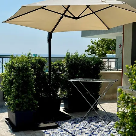 Aurora View Lägenhetshotell Mascali