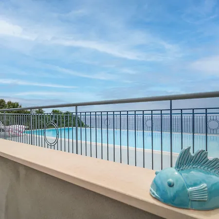 Aurora View Lägenhetshotell Mascali